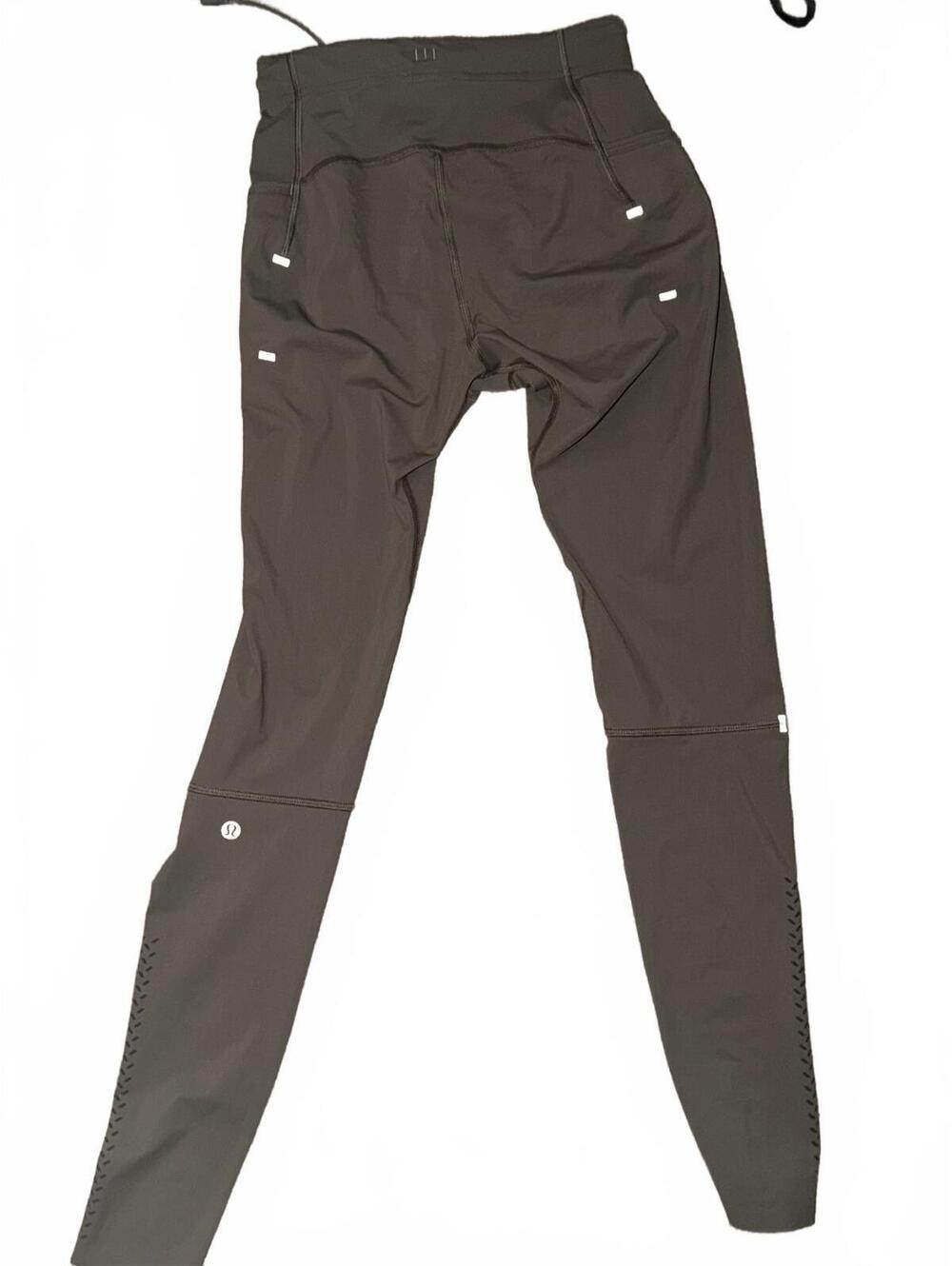Lululemon grey sz 6 pants athletic yoga